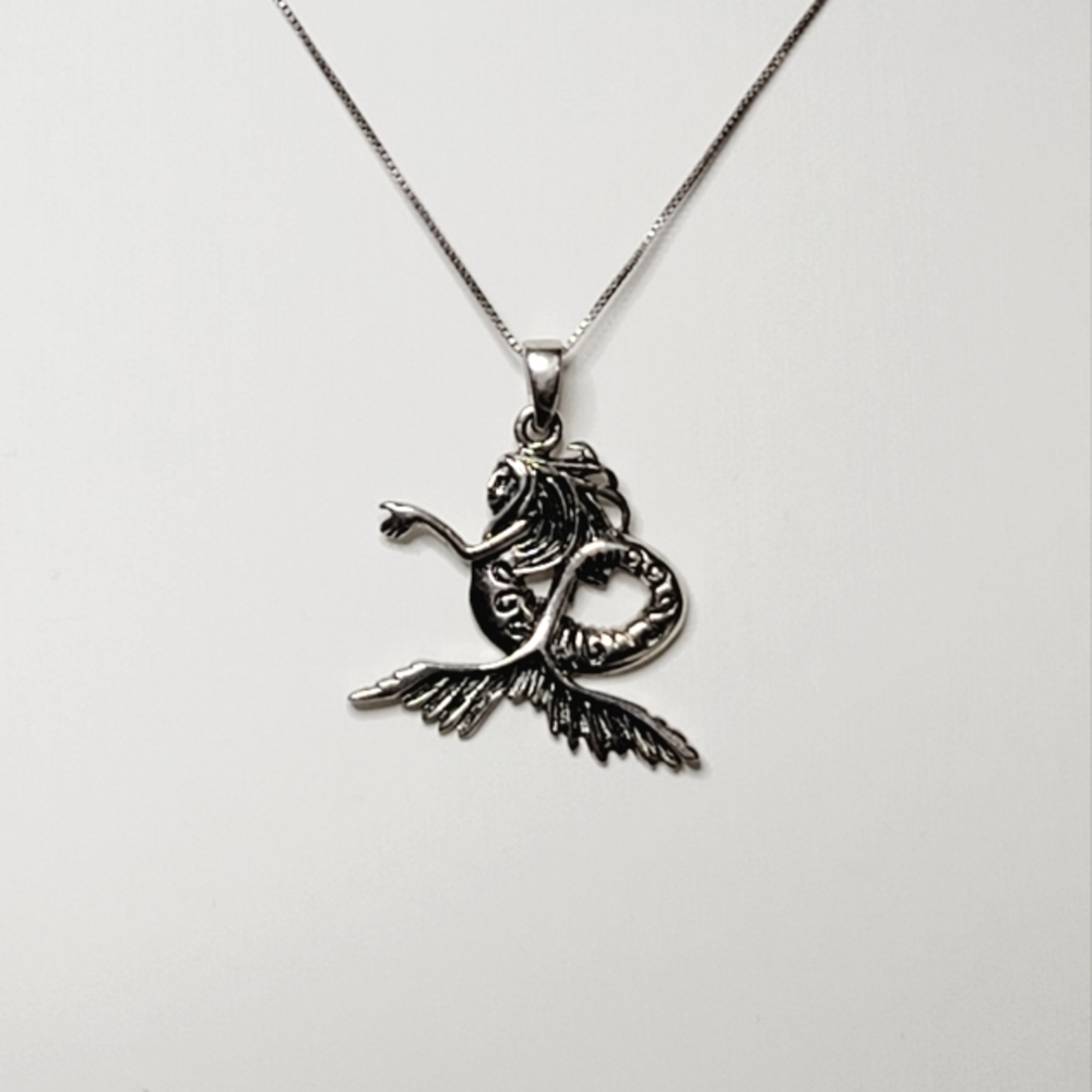 SOLD. 925 Mermaid Necklace, Estate. 16" 925 Box Chain.